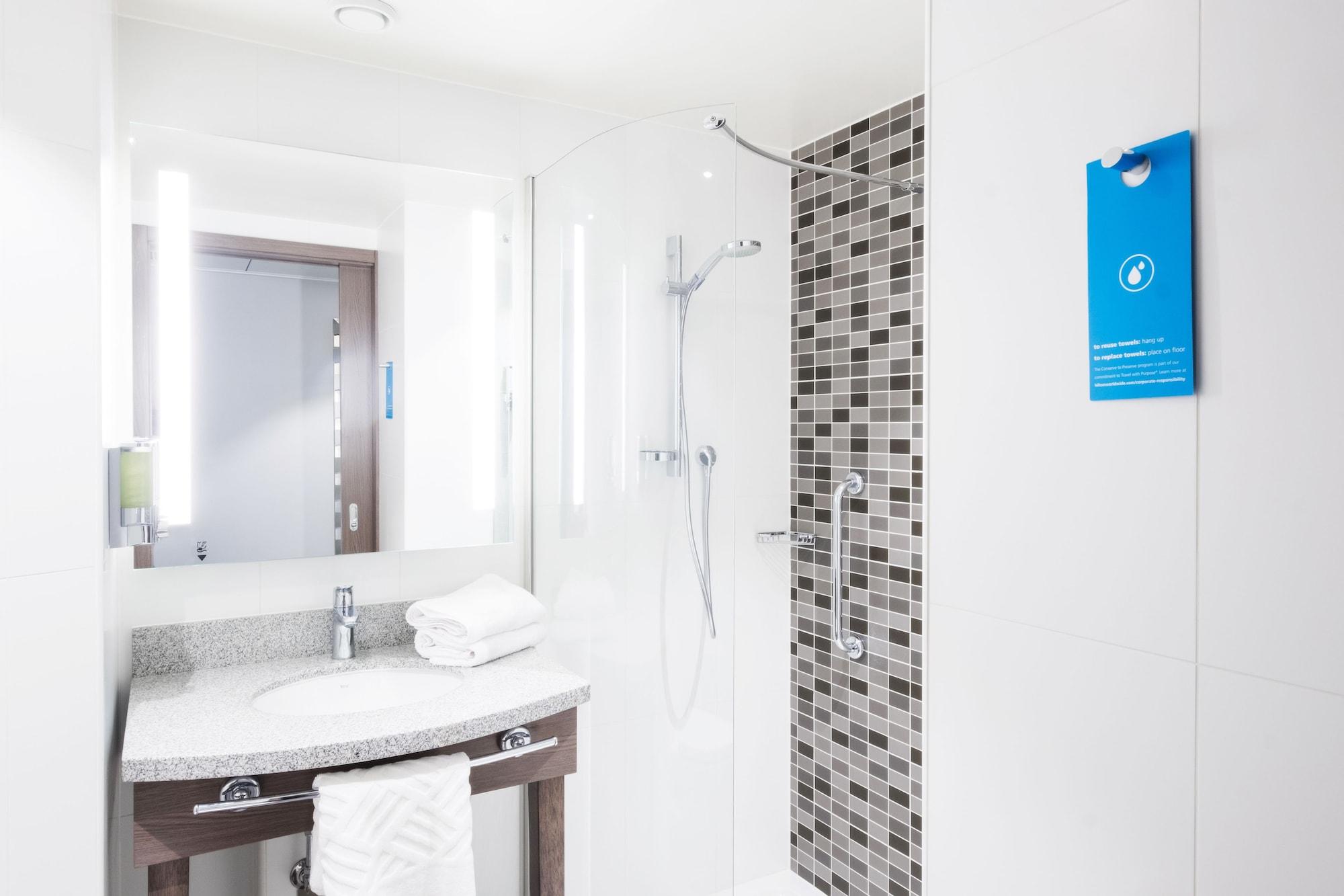 Hampton By Hilton Aberdeen Airport Dyce Εξωτερικό φωτογραφία