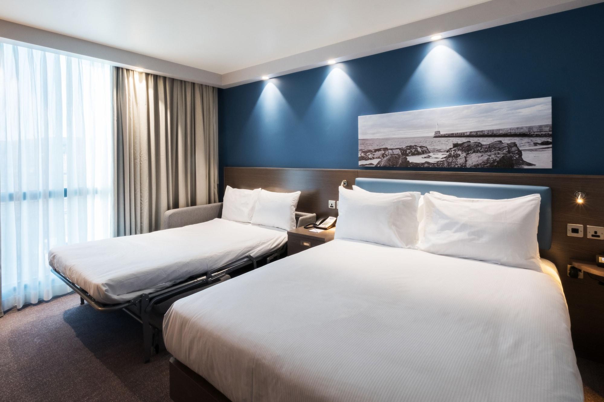 Hampton By Hilton Aberdeen Airport Dyce Εξωτερικό φωτογραφία