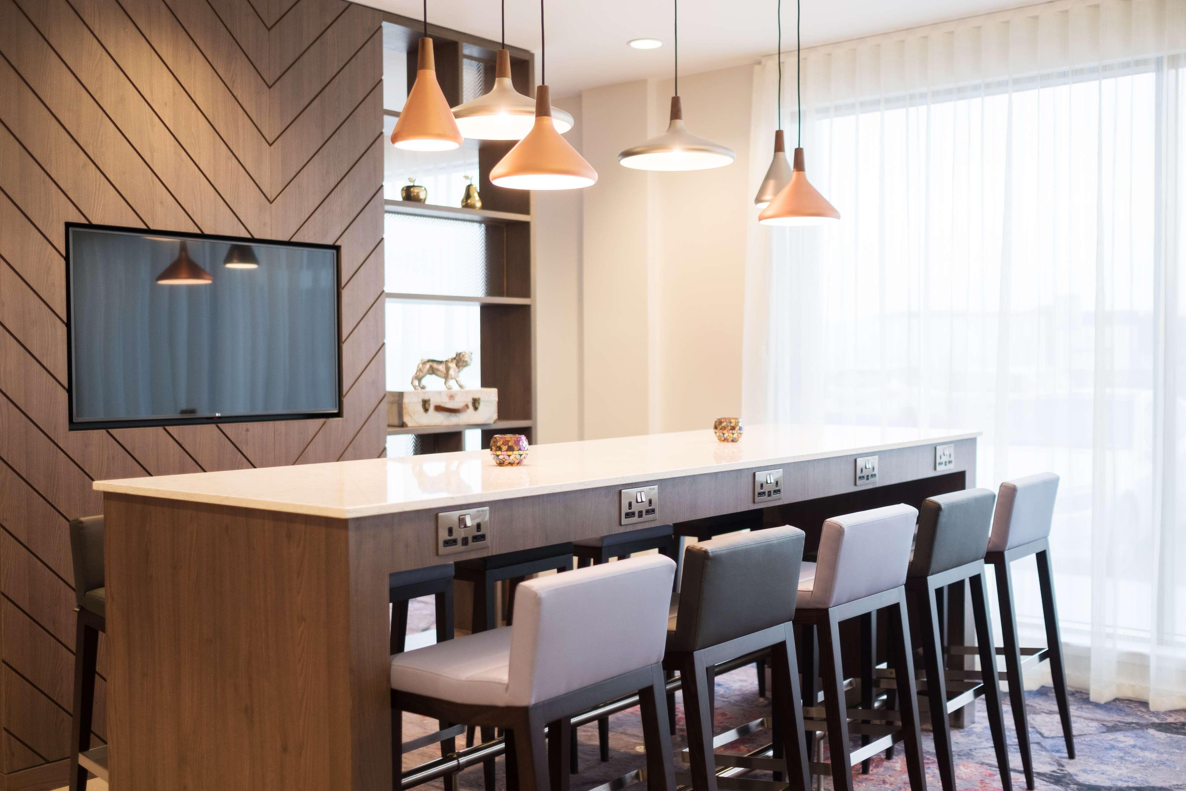 Hampton By Hilton Aberdeen Airport Dyce Εξωτερικό φωτογραφία