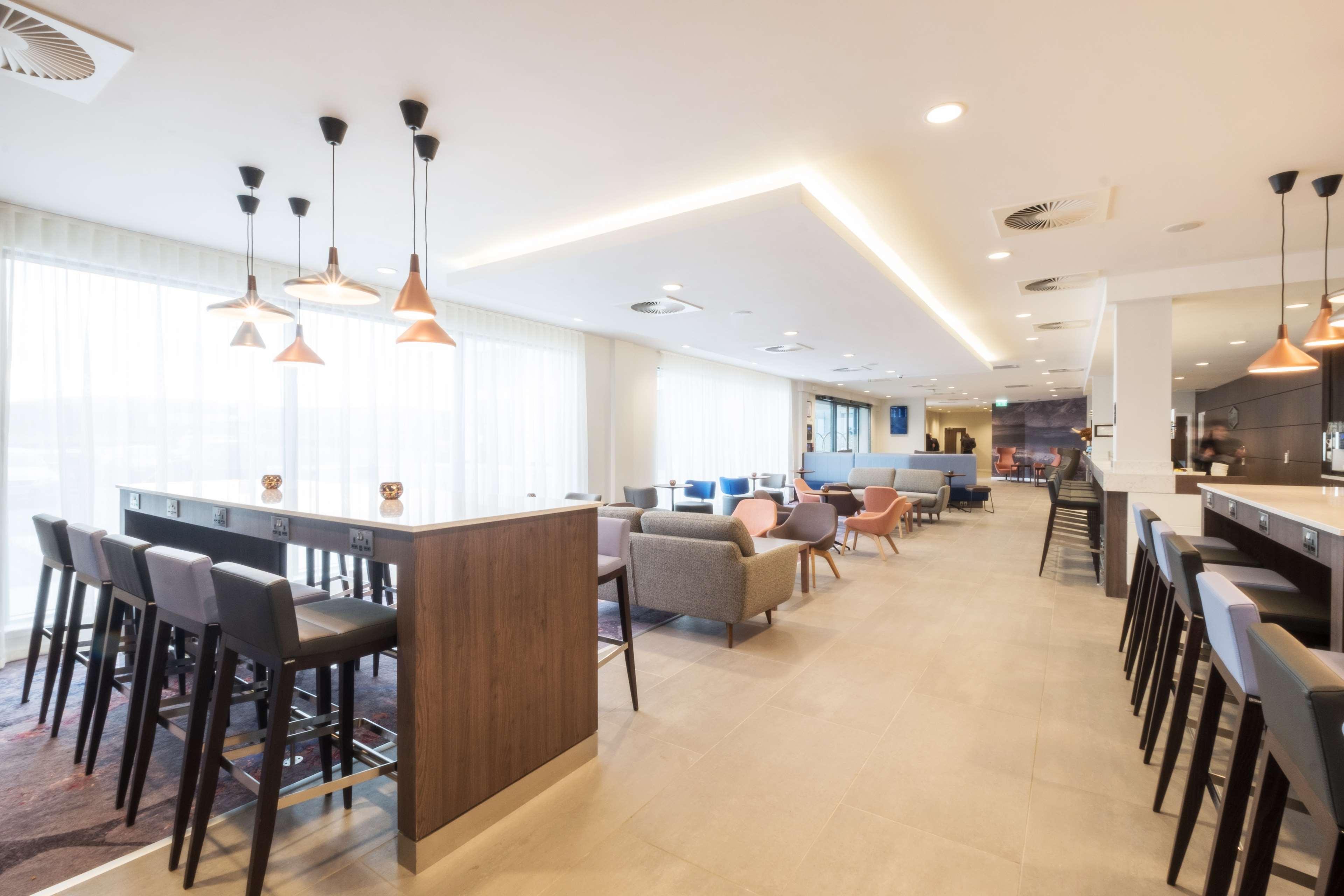 Hampton By Hilton Aberdeen Airport Dyce Εξωτερικό φωτογραφία